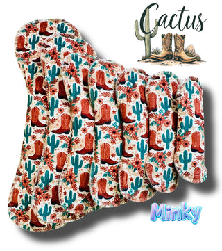 PAD CACTUS BOOTS (MINKY)