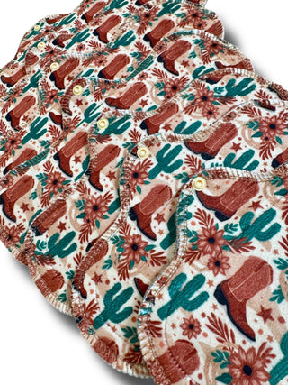PAD CACTUS BOOTS (MINKY)