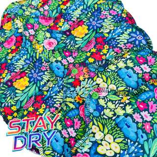 PAD RAINBOW FLORAL (STAY DRY)