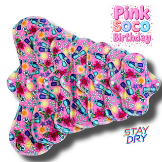 PAD PINK SOCO BIRTHDAY (STAY DRY)