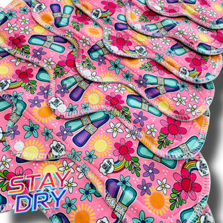 PAD PINK SOCO BIRTHDAY (STAY DRY)