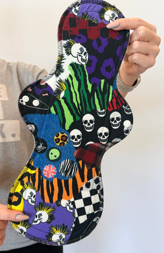 CLOTH PAD "Old School Punk Rock" A-Symmetrical 16in (Silky Stay Dry)