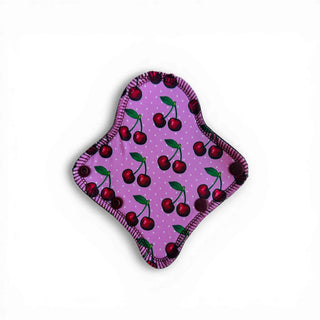 THONG LINER WILD CHERRY (STAY DRY)