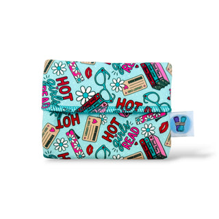 WRAPPER HOT GIRLS READ (POLARTEC)