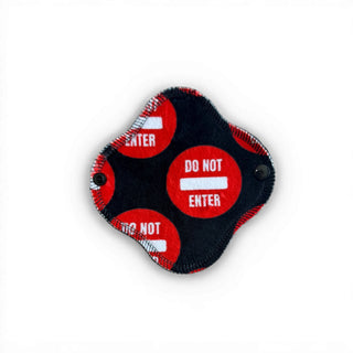 LINER SMALL DO NOT ENTER (MINKY)