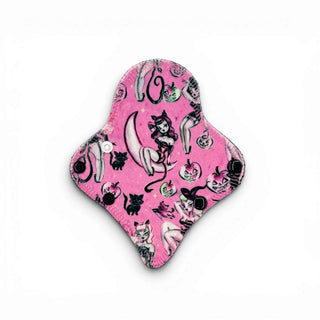 THONG LINER MOONWITCH PINUPS (MINKY)