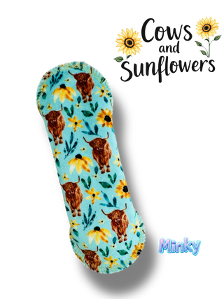 COWS AND SUNFLOWERS 9" Large Liner (MINKY & STAY DRY)